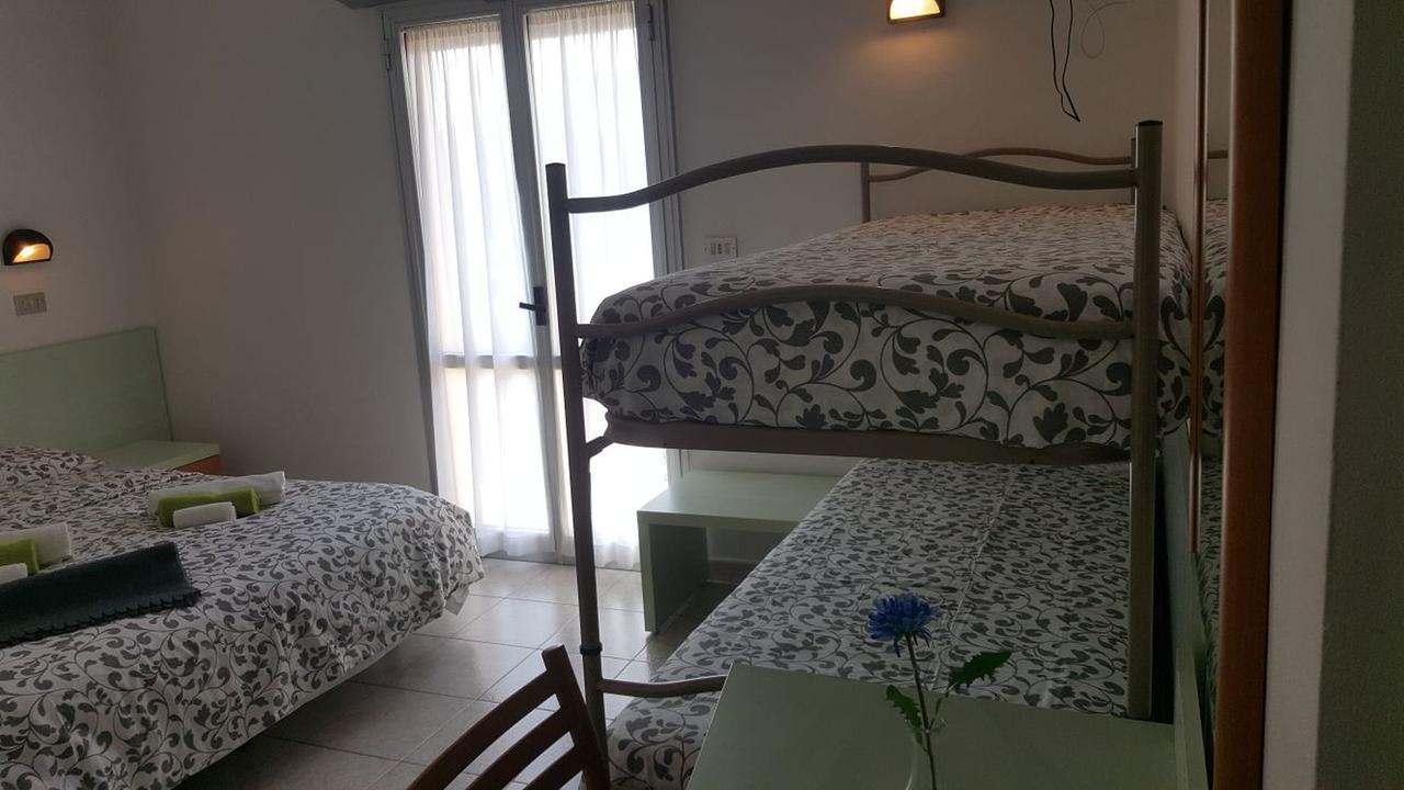 Hotel Villa Cesira Bellaria-Igea Marina Ruang foto