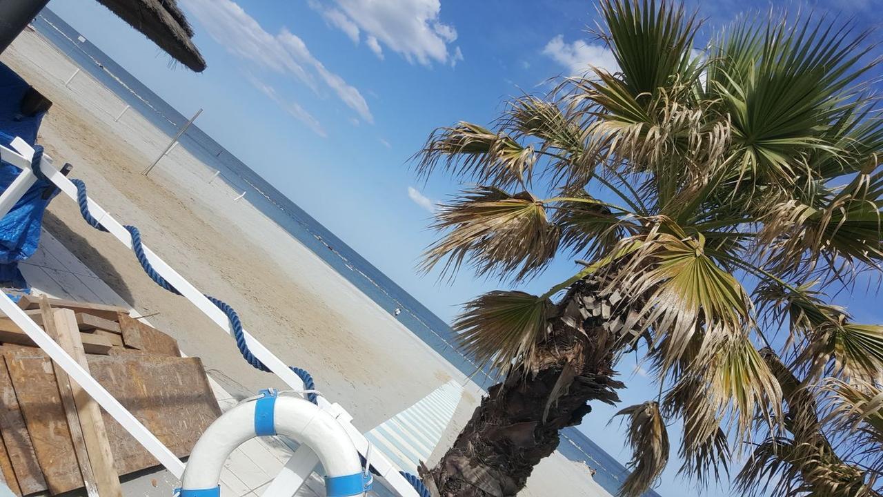 Hotel Villa Cesira Bellaria-Igea Marina Bagian luar foto